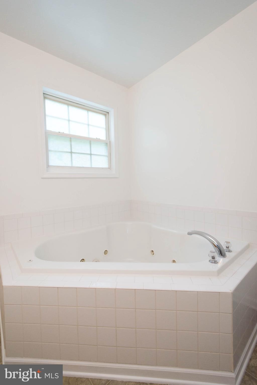 LAKE LAND OR - Residential