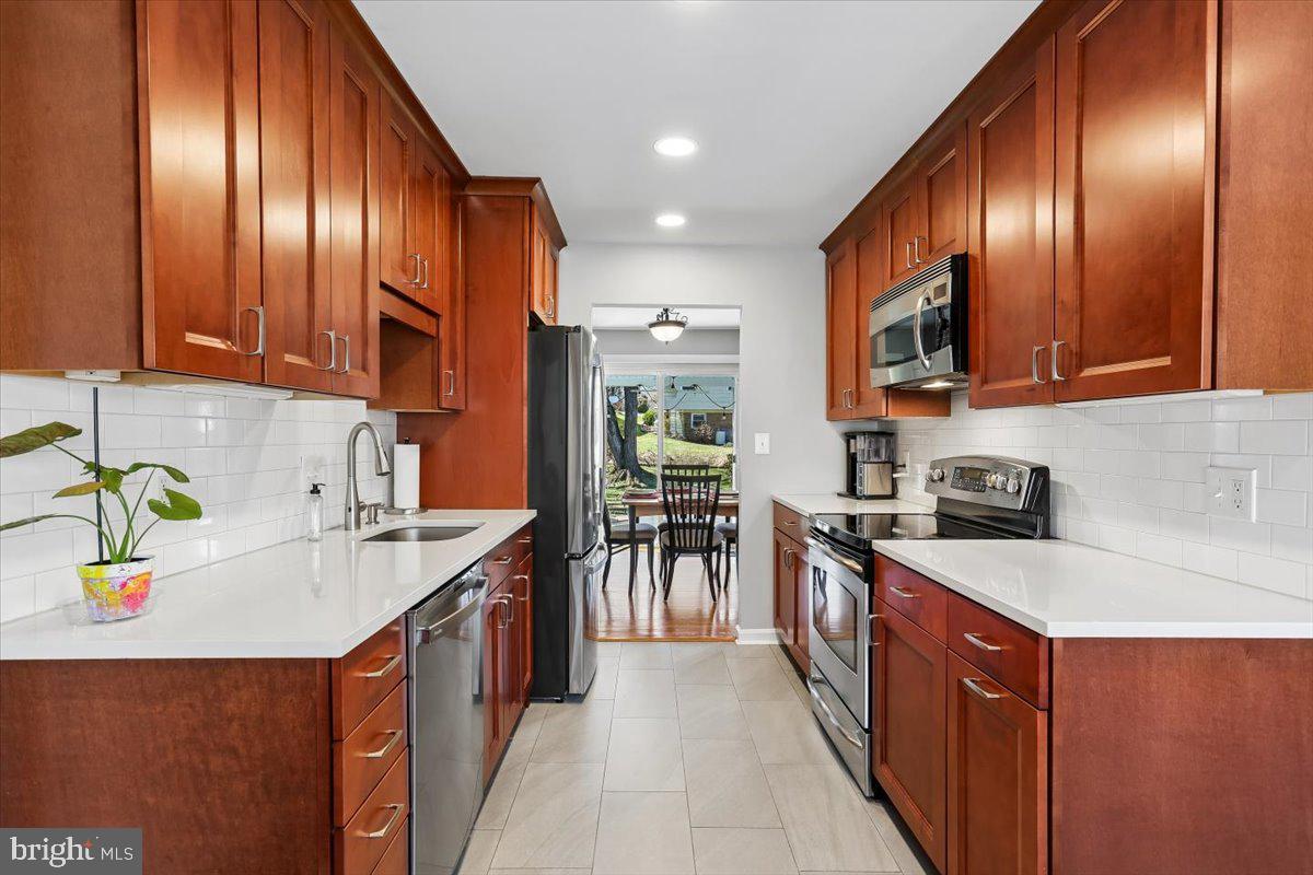 WEST RIDING - Residential