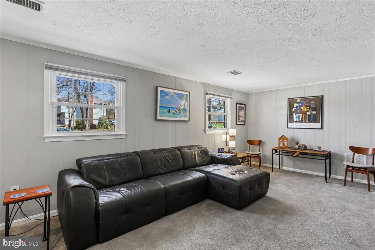 WEST RIDING - Residential