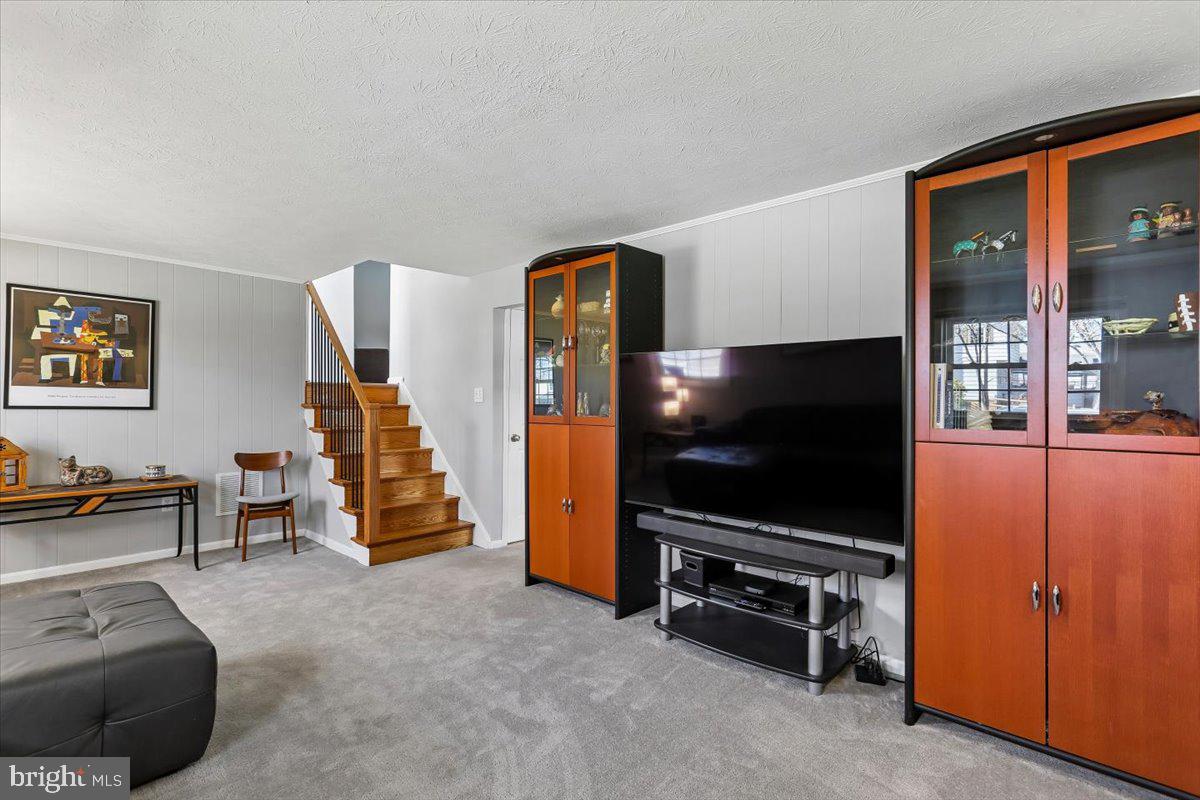 WEST RIDING - Residential