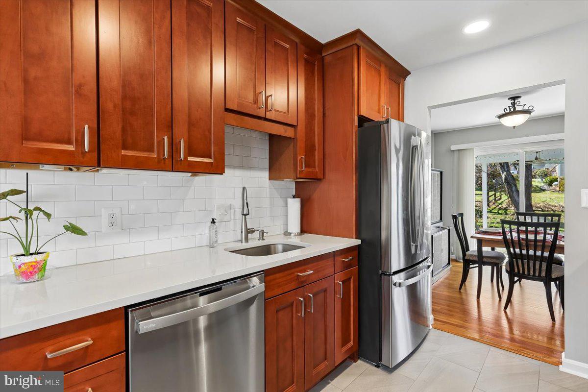 WEST RIDING - Residential