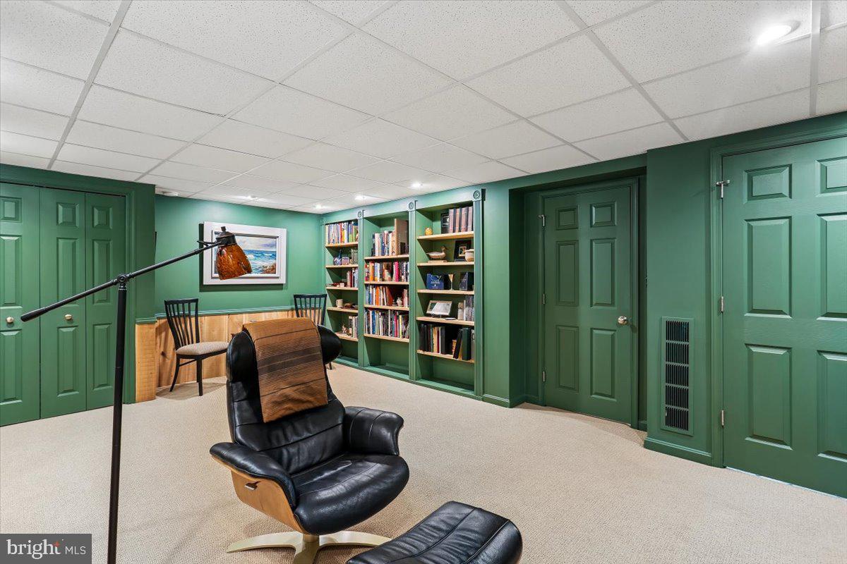 WEST RIDING - Residential