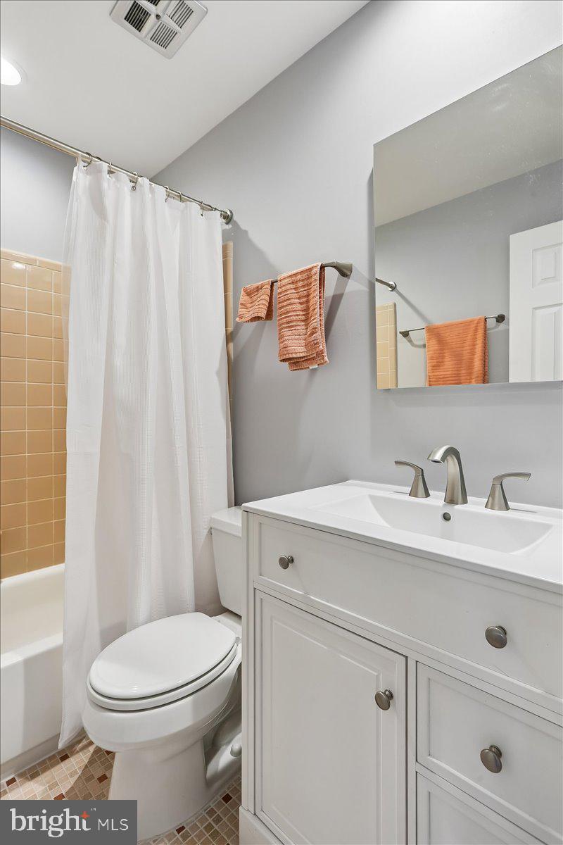 WEST RIDING - Residential