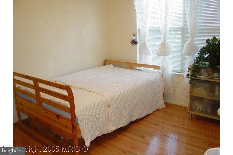 SULLY STATION II - Residential Lease