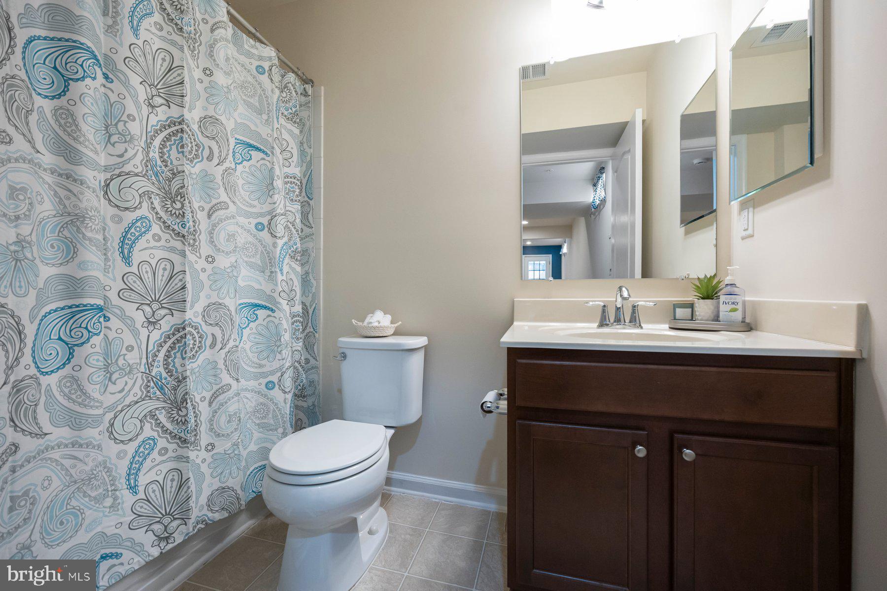 TANYARD SPRINGS - Residential