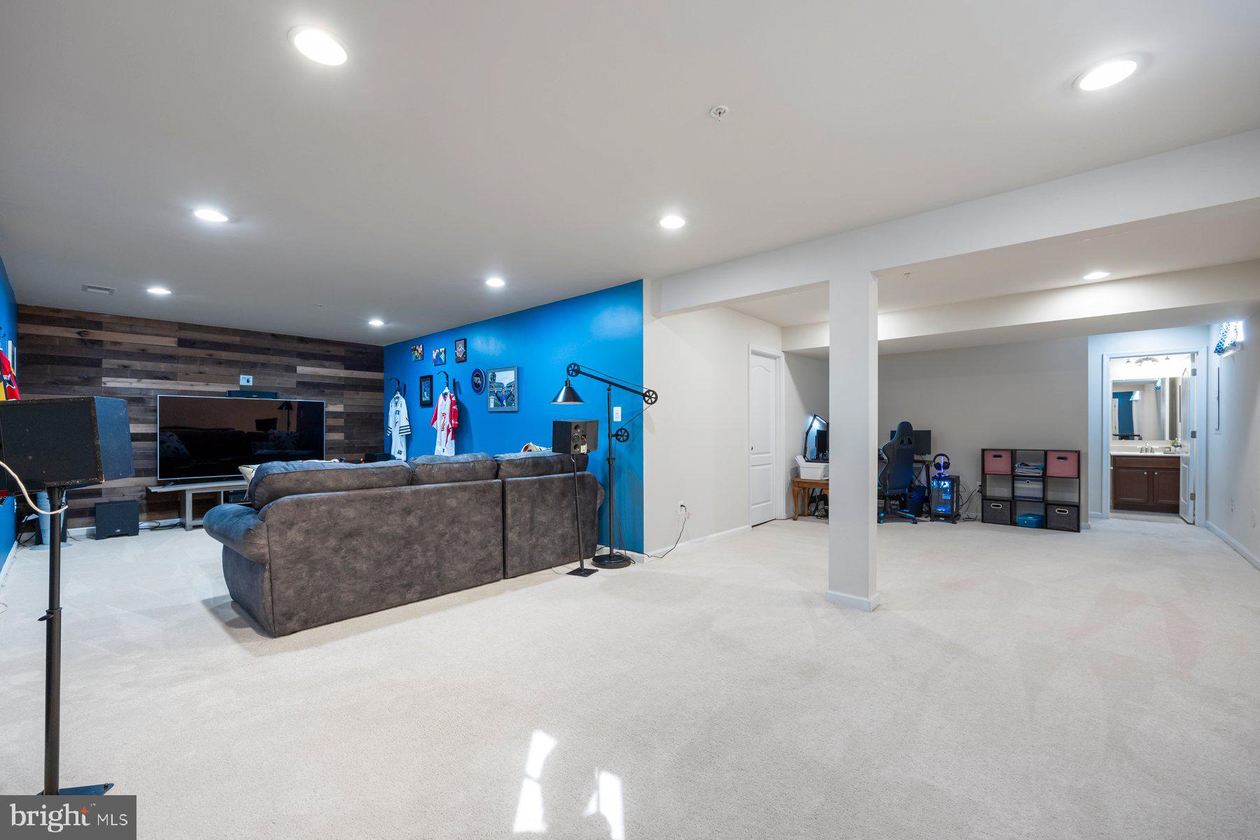 TANYARD SPRINGS - Residential