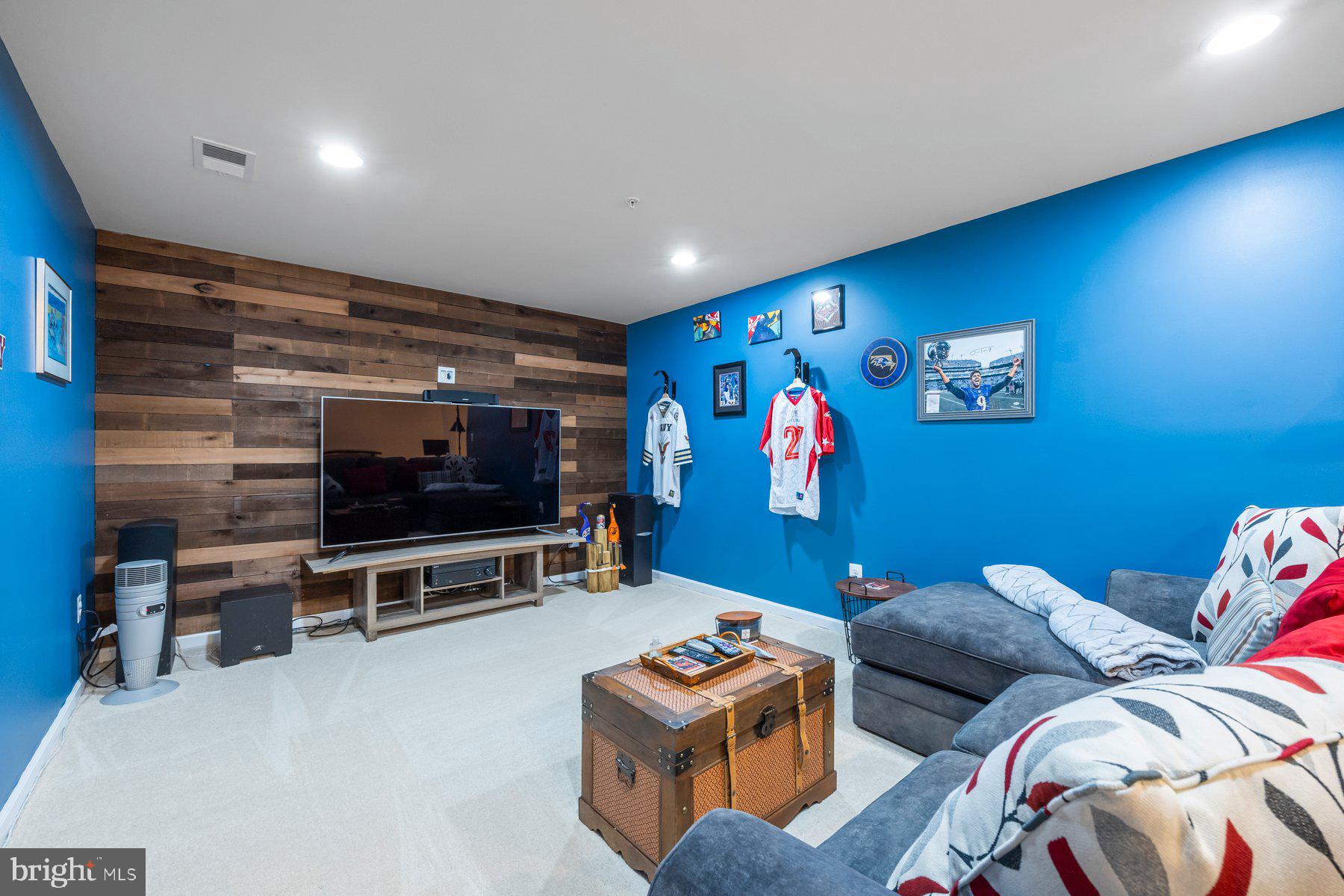 TANYARD SPRINGS - Residential