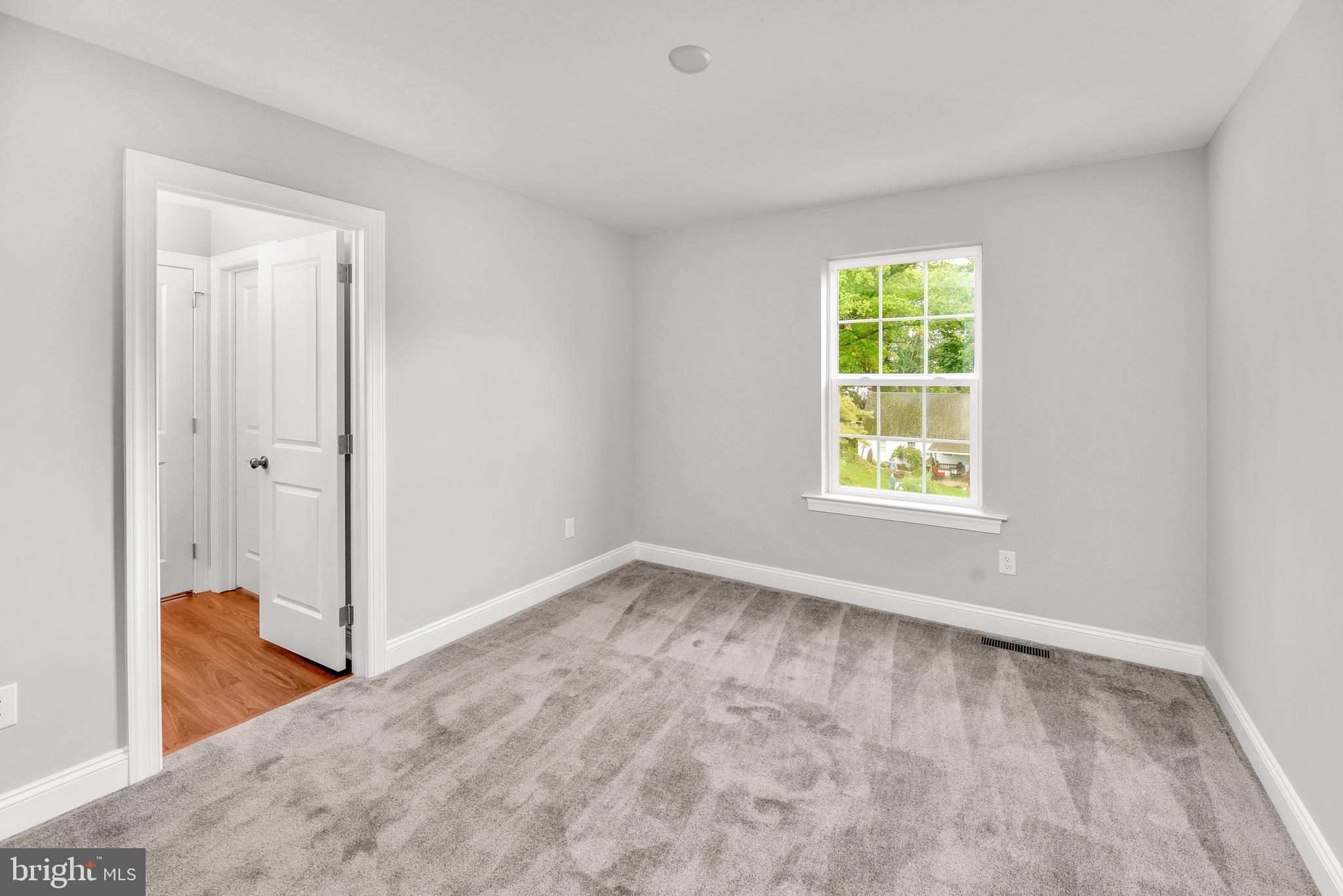 STENNING HILLS - Residential