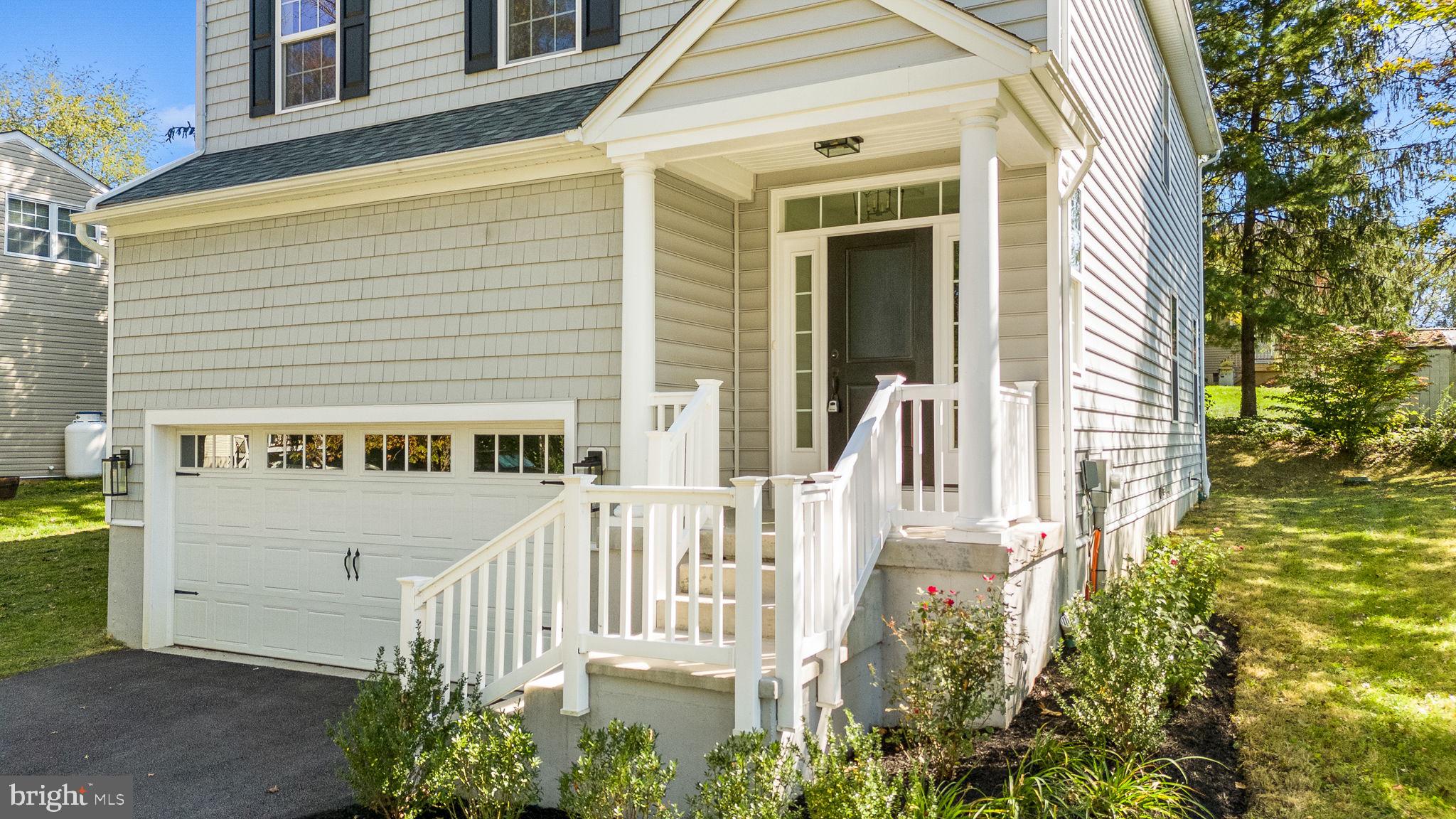 STENNING HILLS - Residential