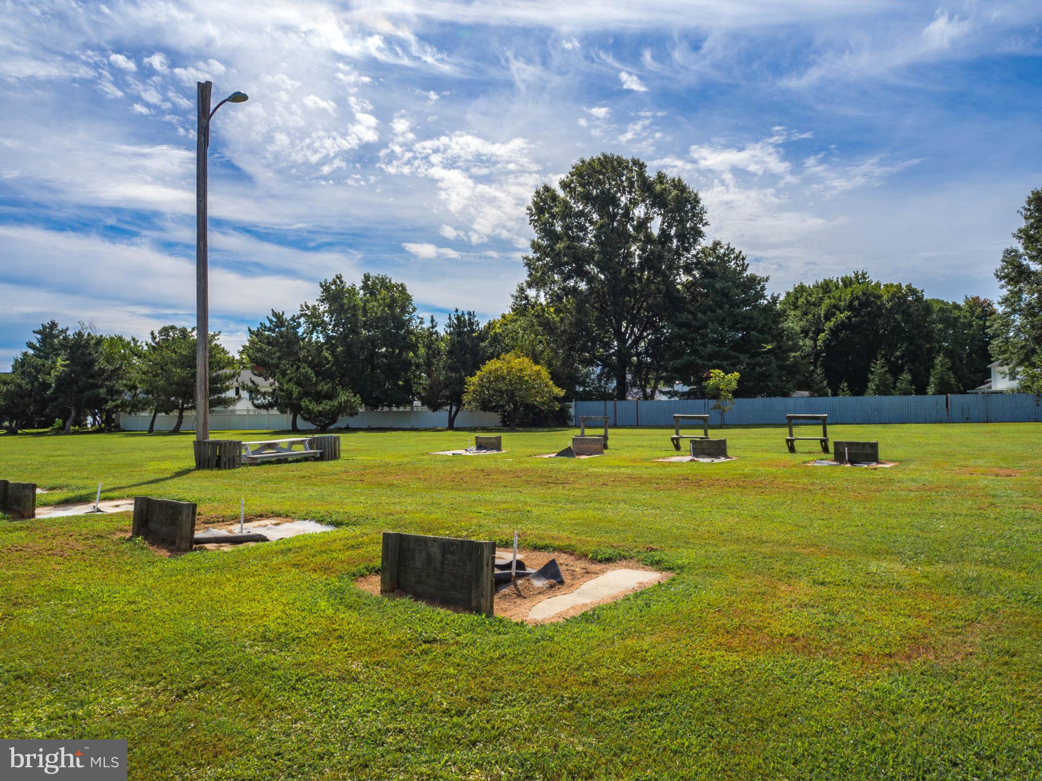 CLOVERFIELDS - Residential