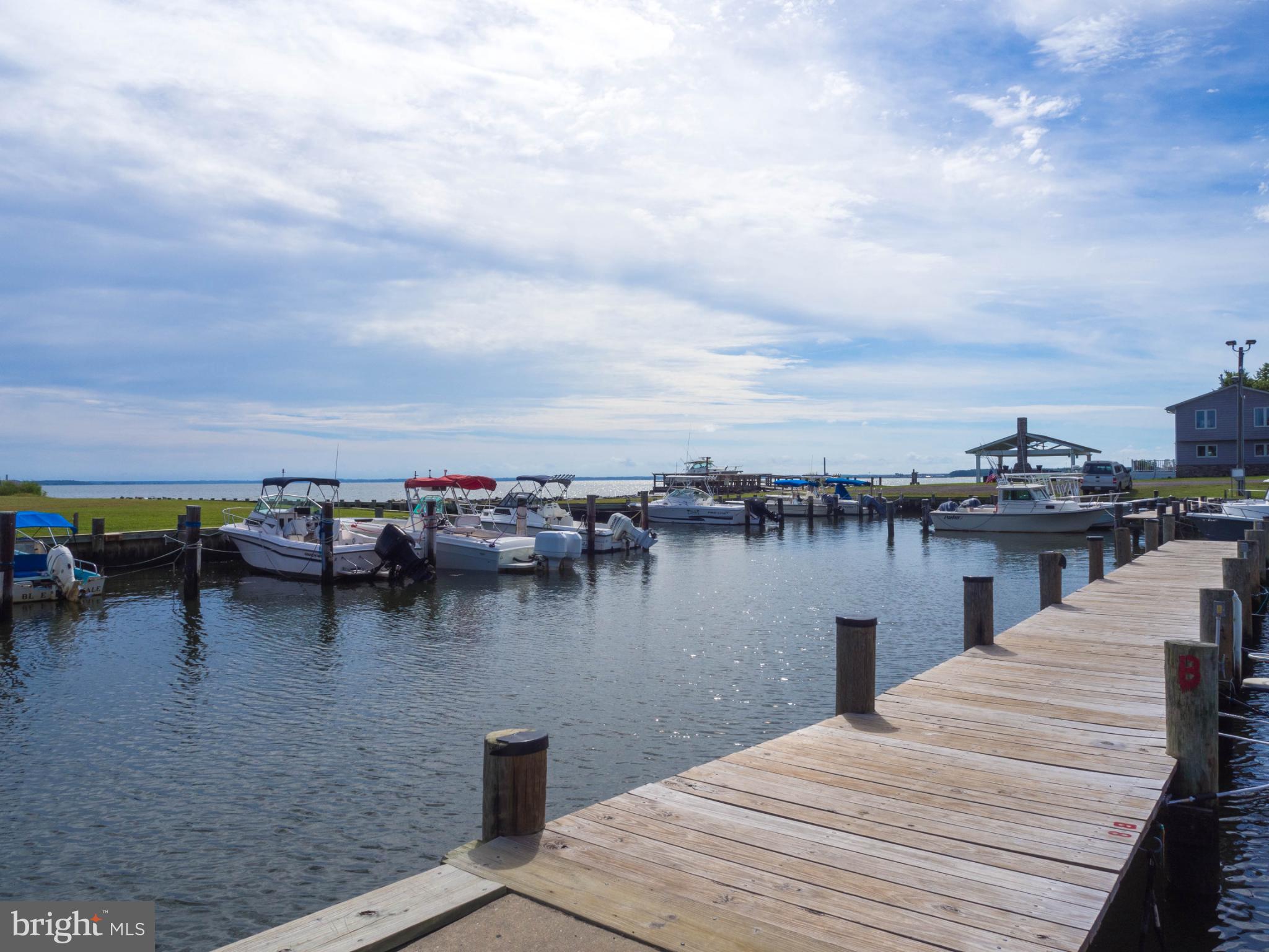 CLOVERFIELDS - Residential