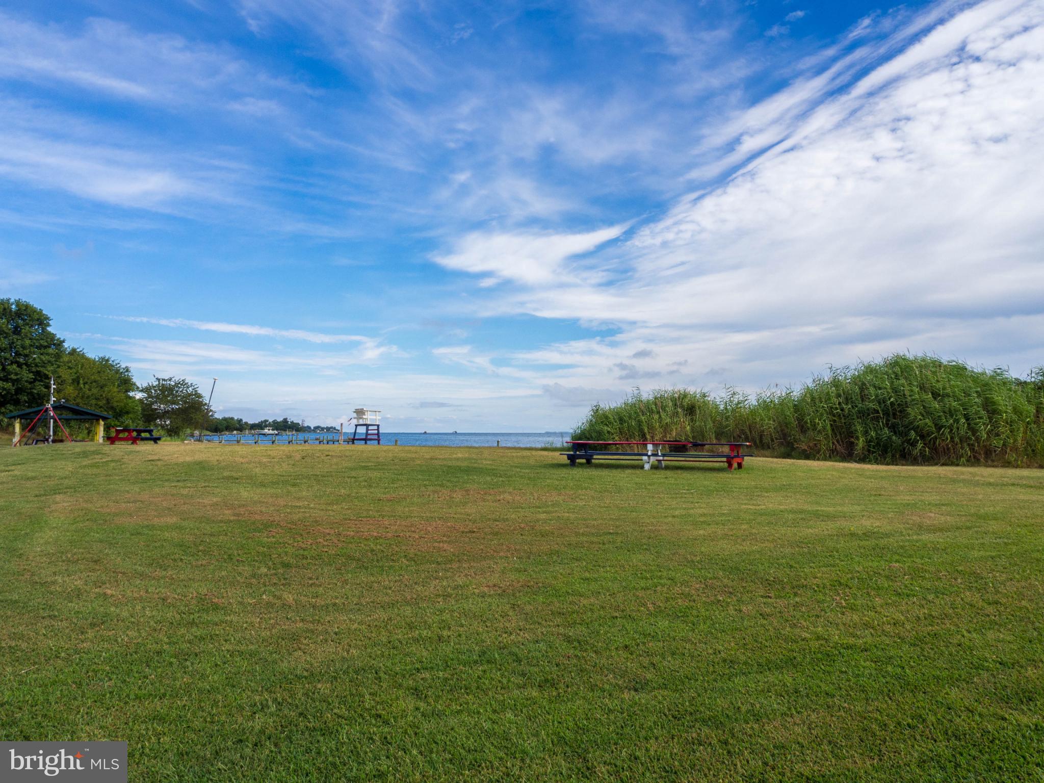 CLOVERFIELDS - Residential