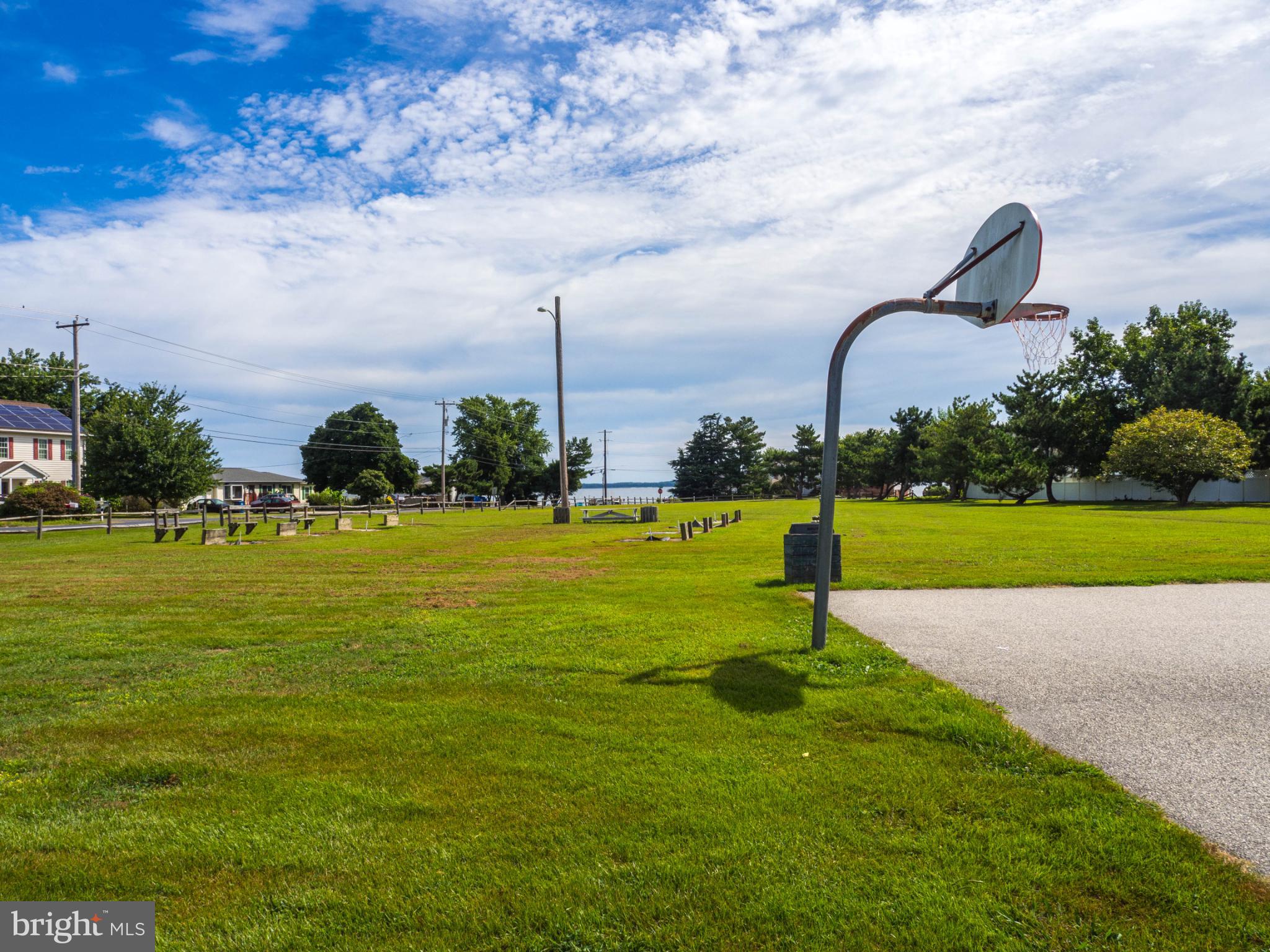 CLOVERFIELDS - Residential