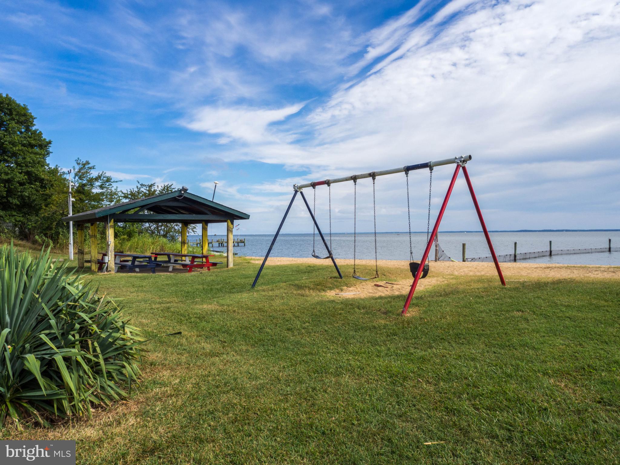 CLOVERFIELDS - Residential