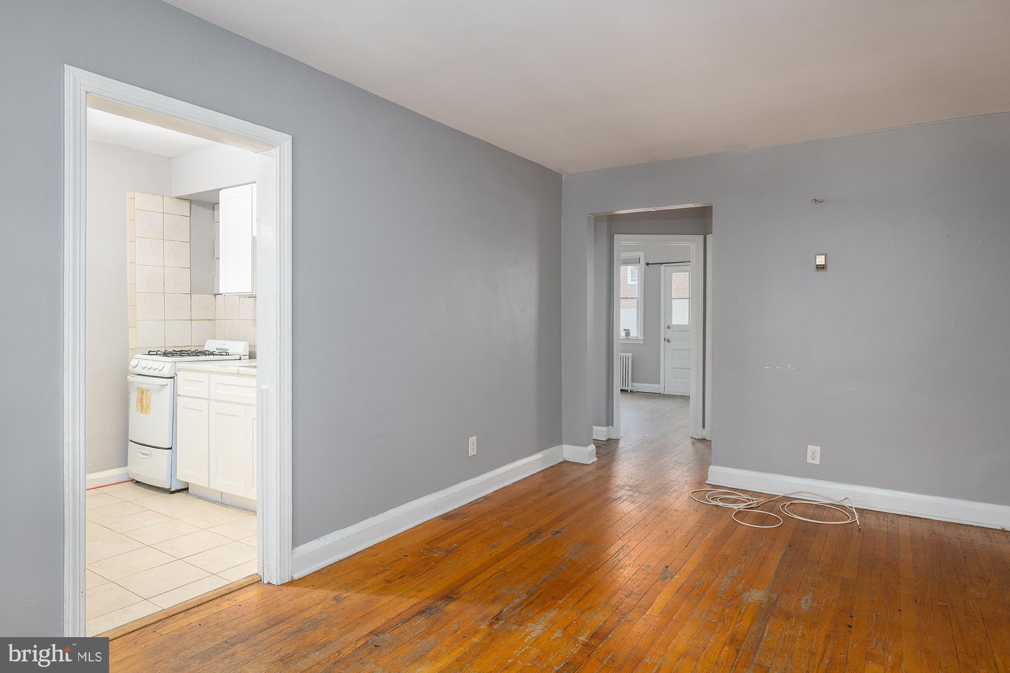 GLEN OAKS - Residential Income