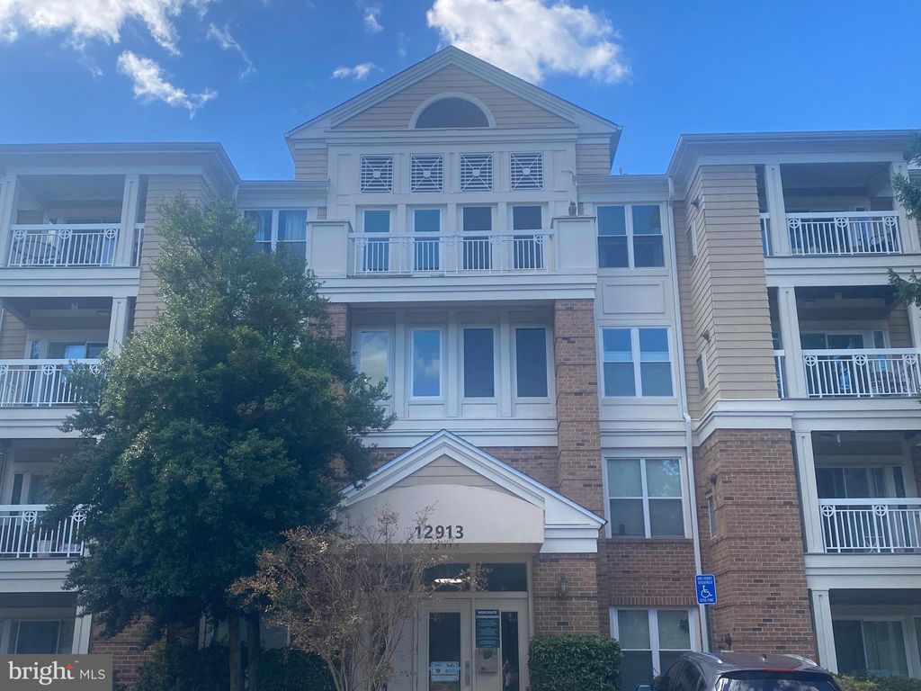Photo of 12913 Alton Square #405, HERNDON, VA 20170 (MLS # VAFX2274144)