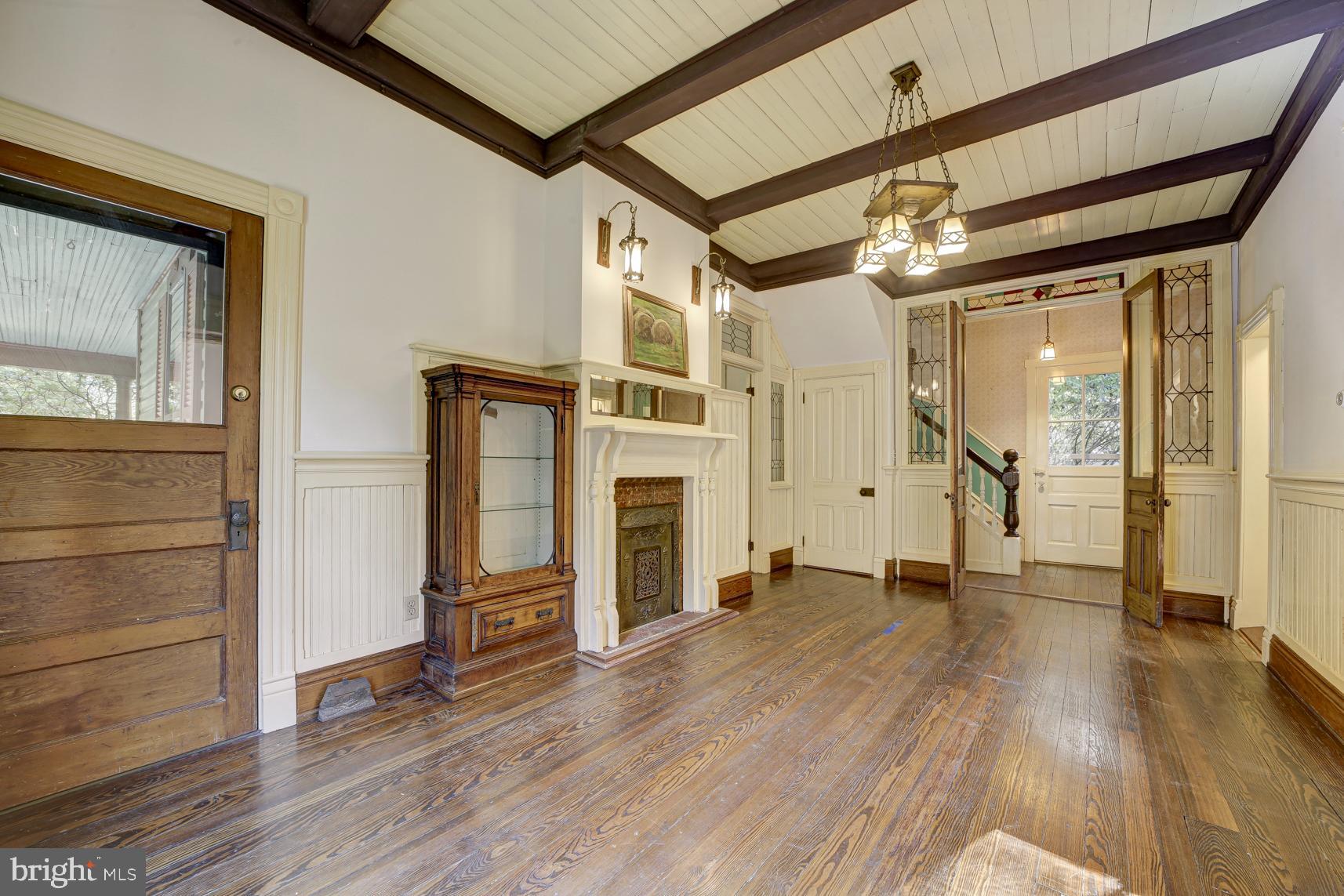 WASHINGTON GROVE - Residential