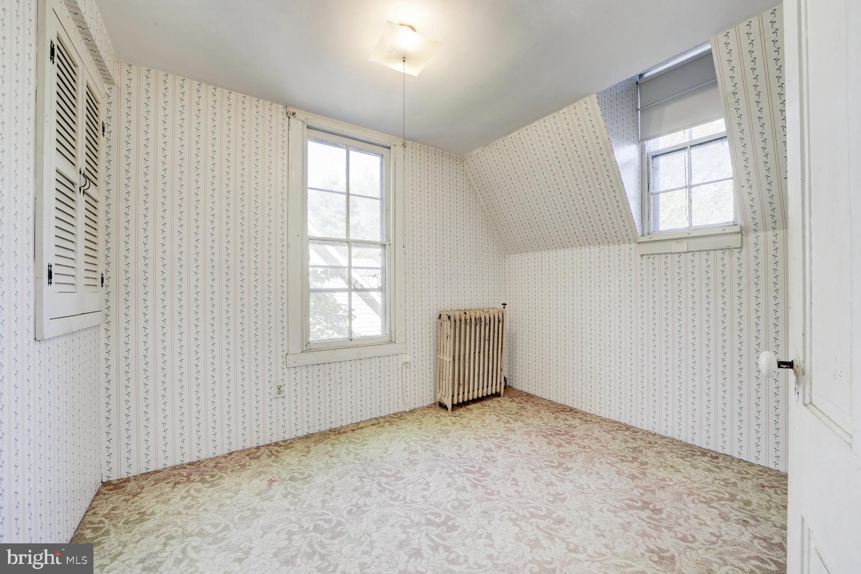 WASHINGTON GROVE - Residential