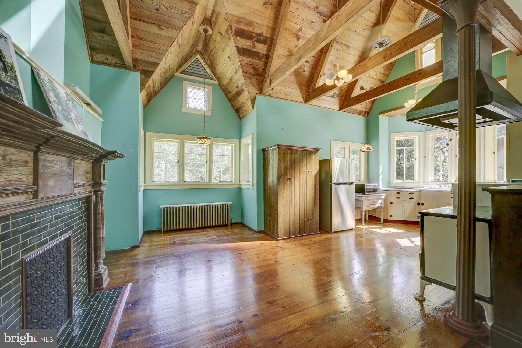 WASHINGTON GROVE - Residential