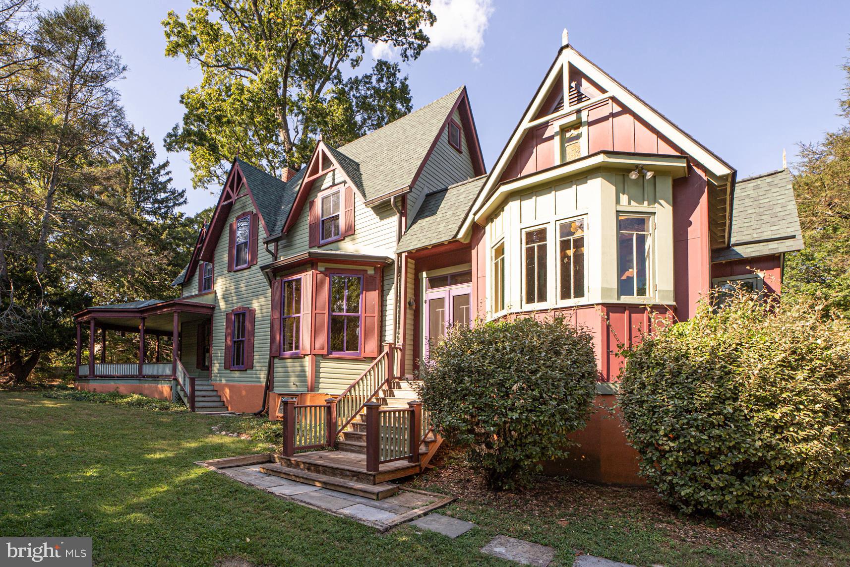 111 GROVE AVENUE