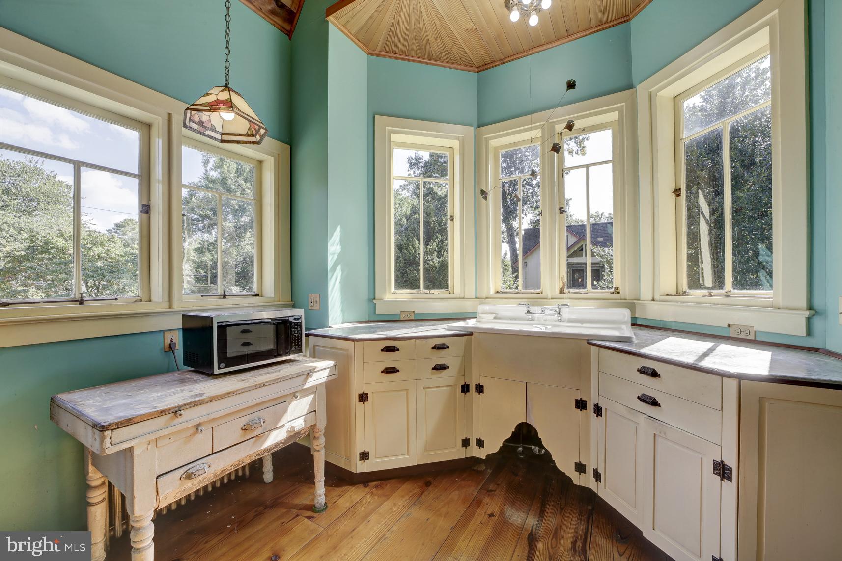 WASHINGTON GROVE - Residential