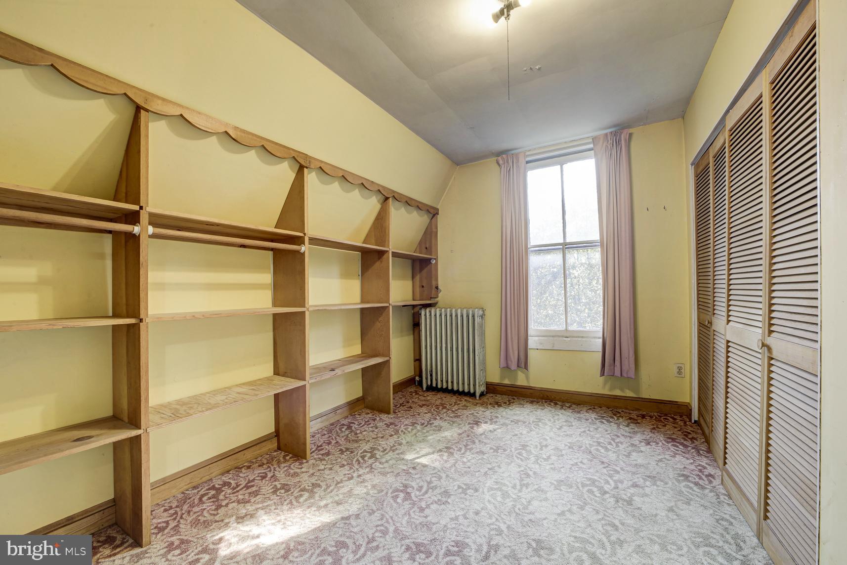 WASHINGTON GROVE - Residential