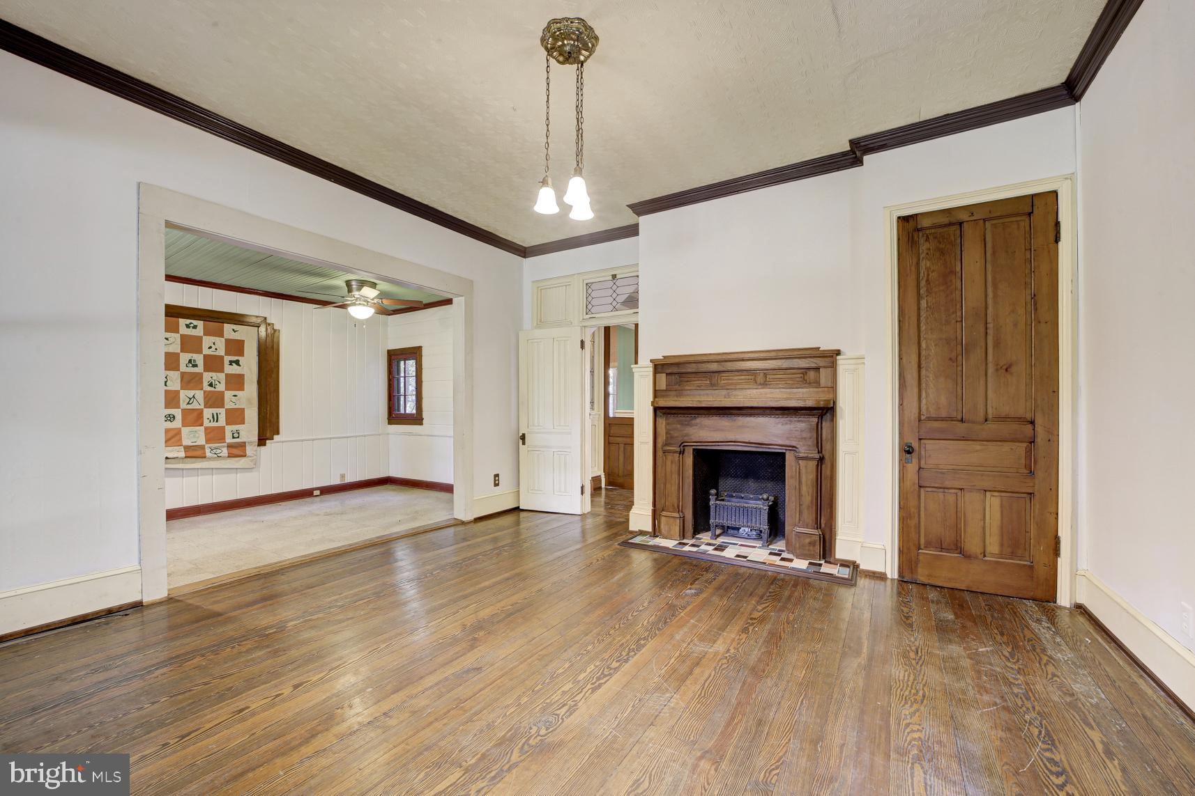 WASHINGTON GROVE - Residential