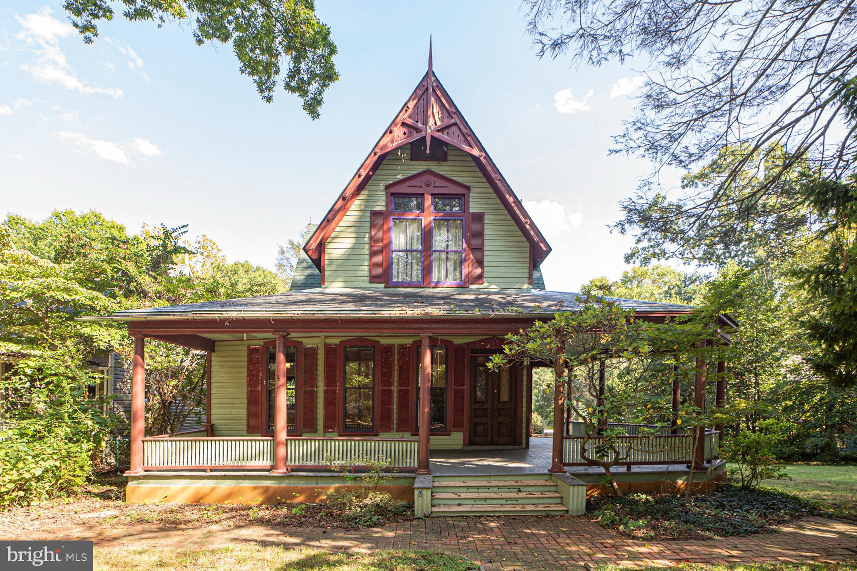 111 GROVE AVENUE
