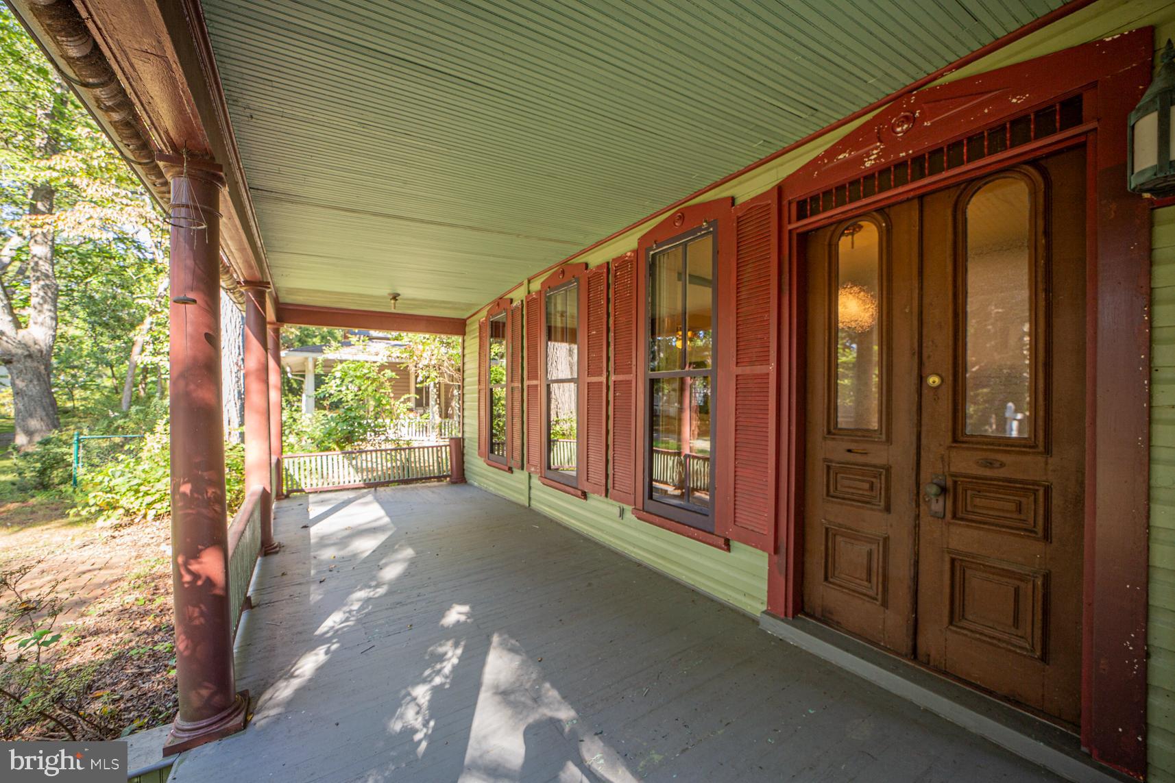 WASHINGTON GROVE - Residential