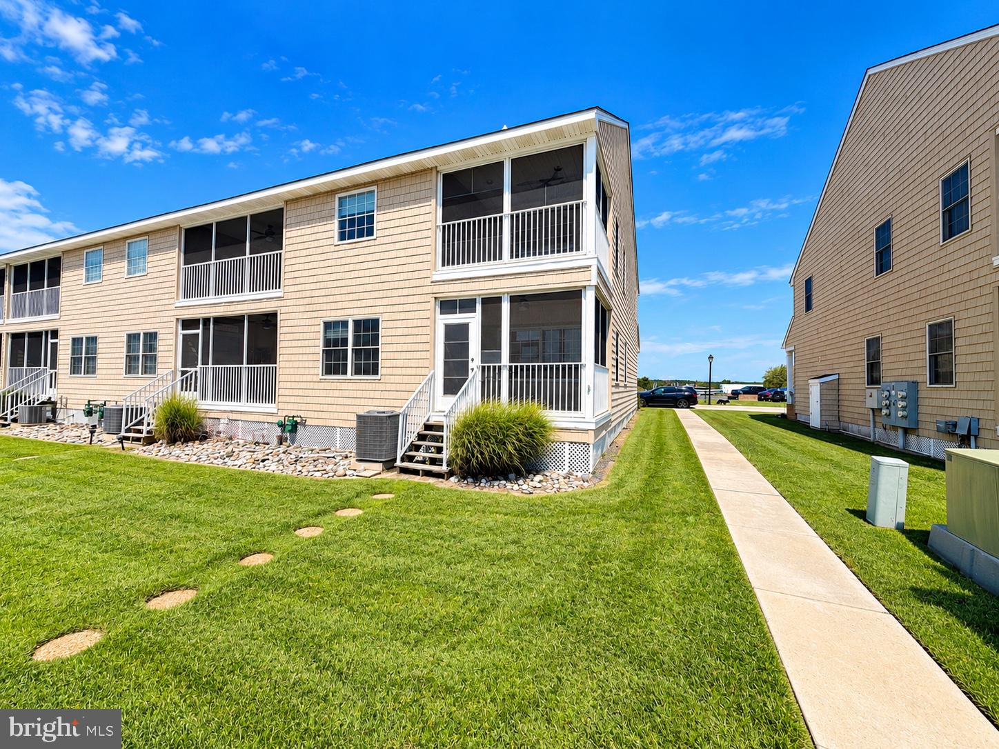 106 WATERS EDGE DRIVE A 106A