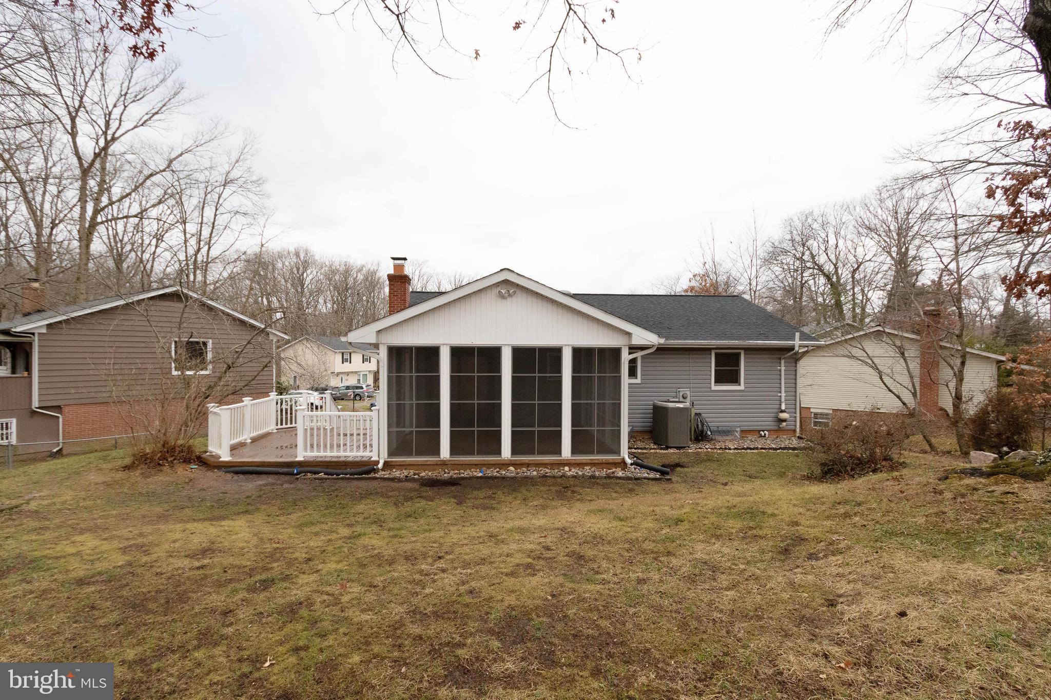 LAKE RIDGE - Residential