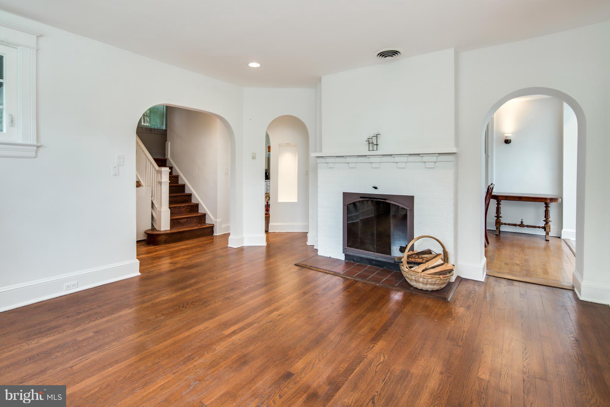 CHEVY CHASE - Residential Lease