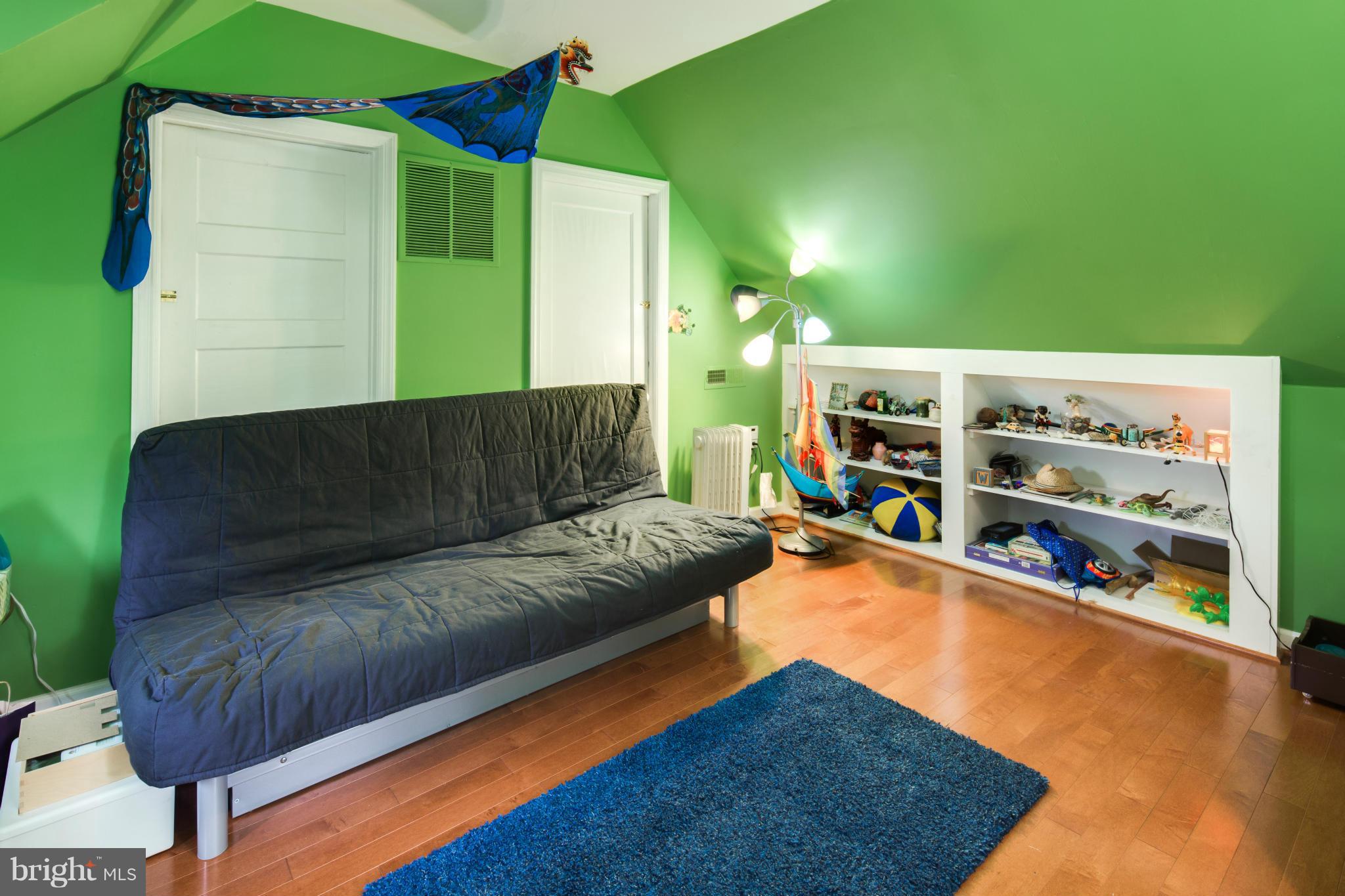 CHEVY CHASE - Residential Lease