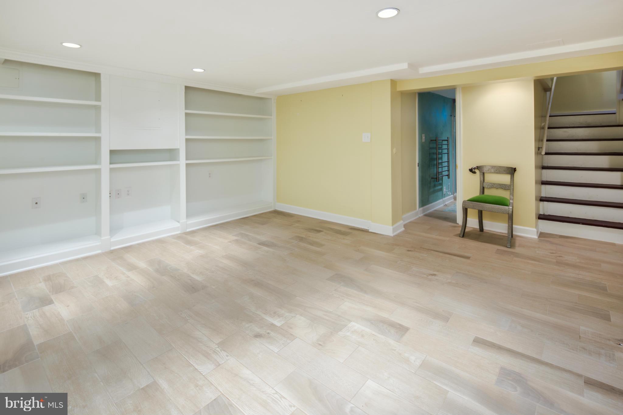 CHEVY CHASE - Residential Lease