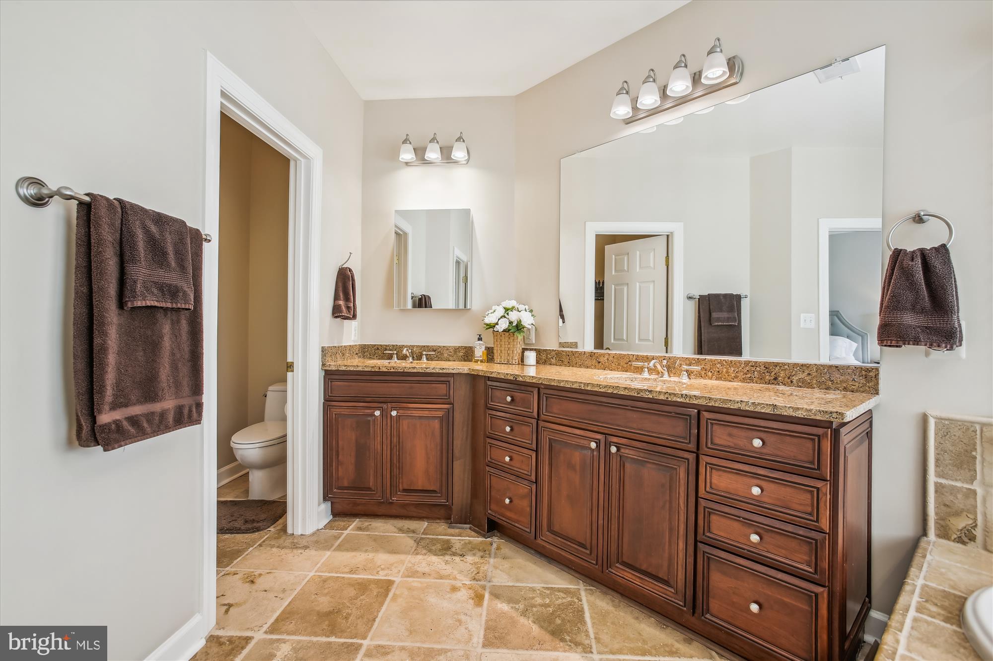 FARRCROFT - Residential