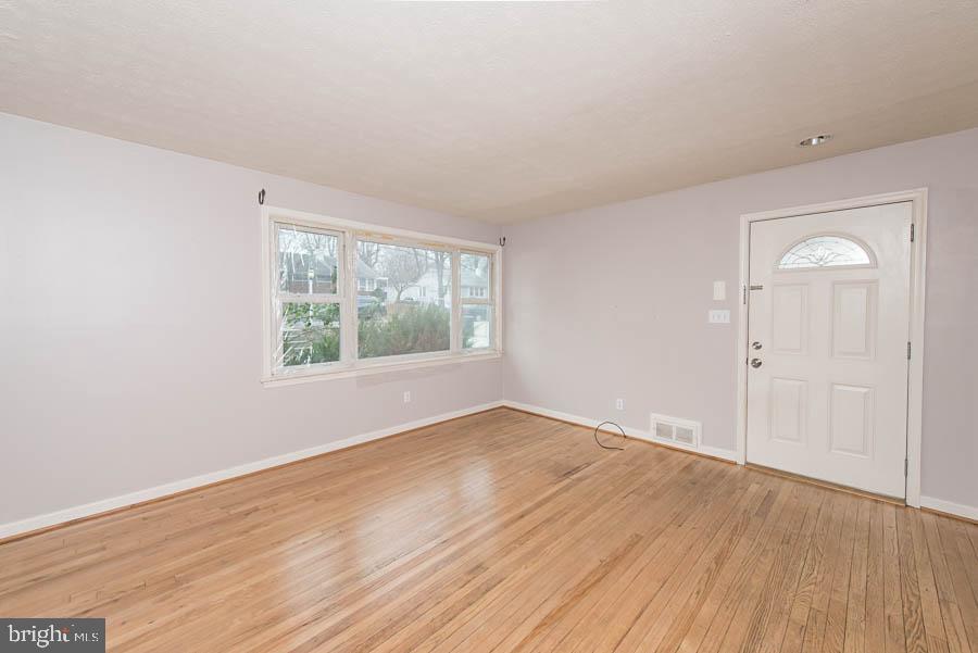 ROCKCREST - Residential Lease