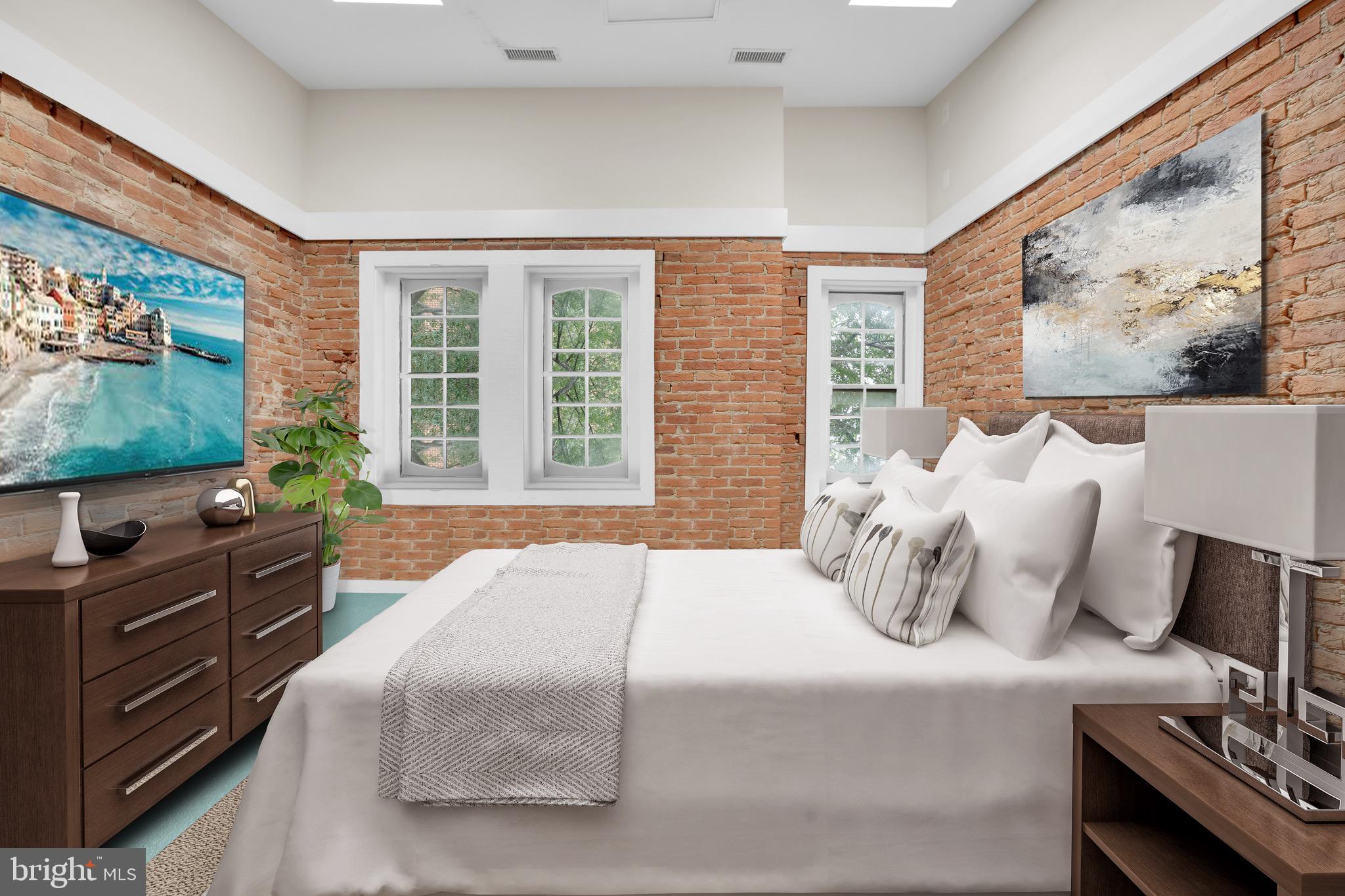 OLD TOWN ALEXANDRIA - Residential