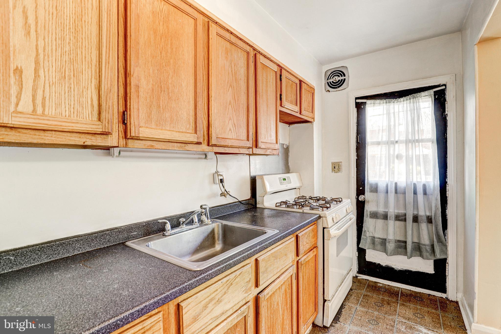 DUNDALK VILLAGE - Residential