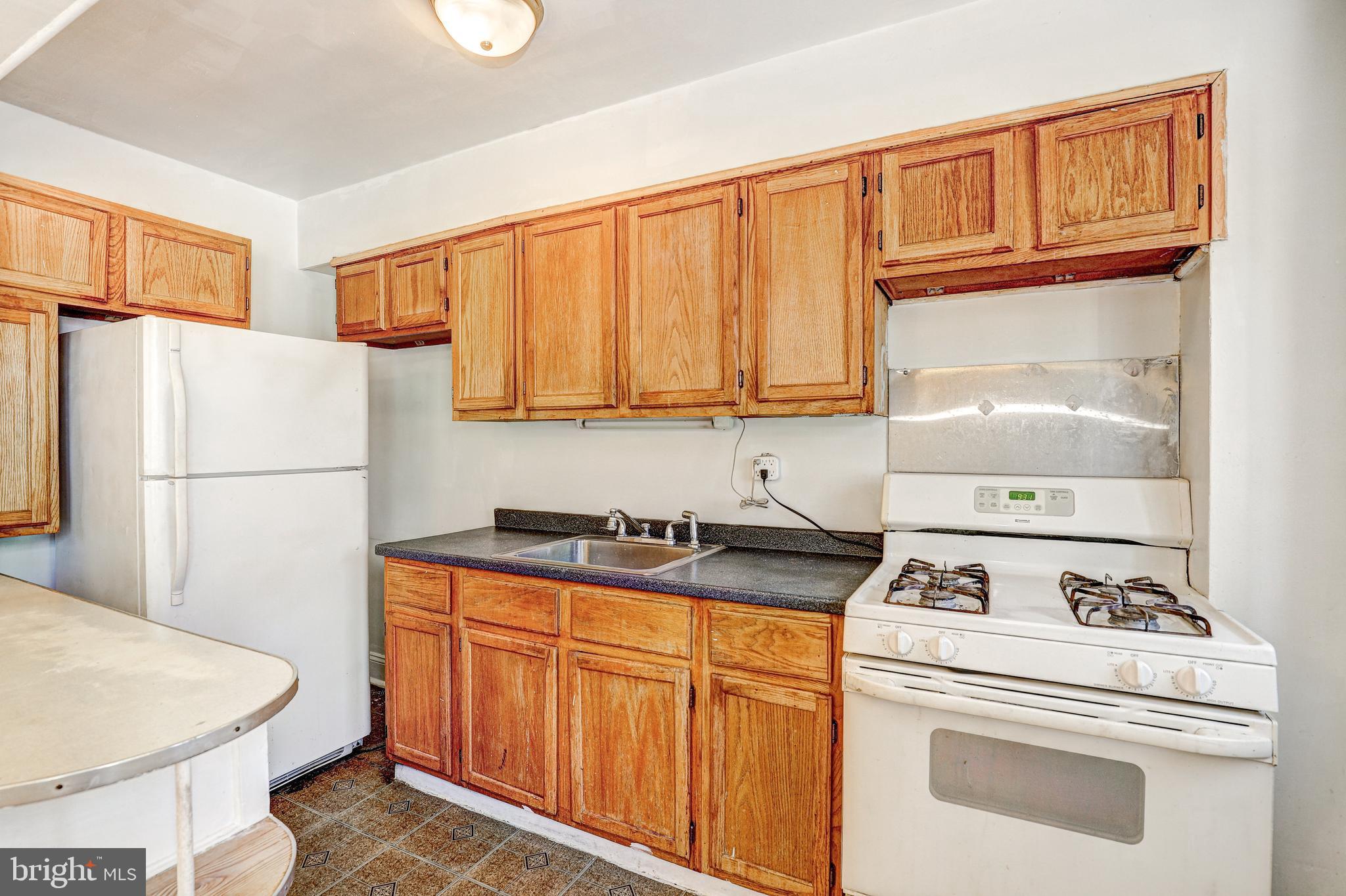 DUNDALK VILLAGE - Residential