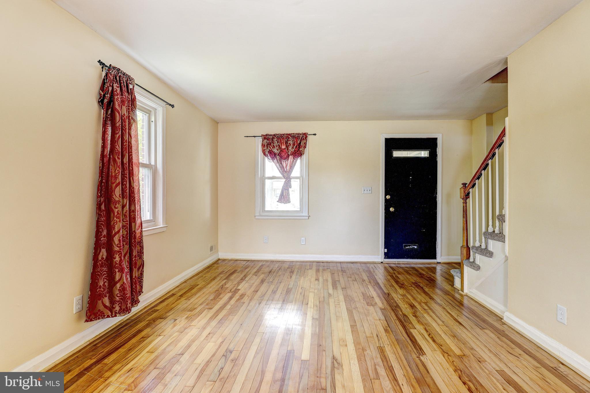 DUNDALK VILLAGE - Residential