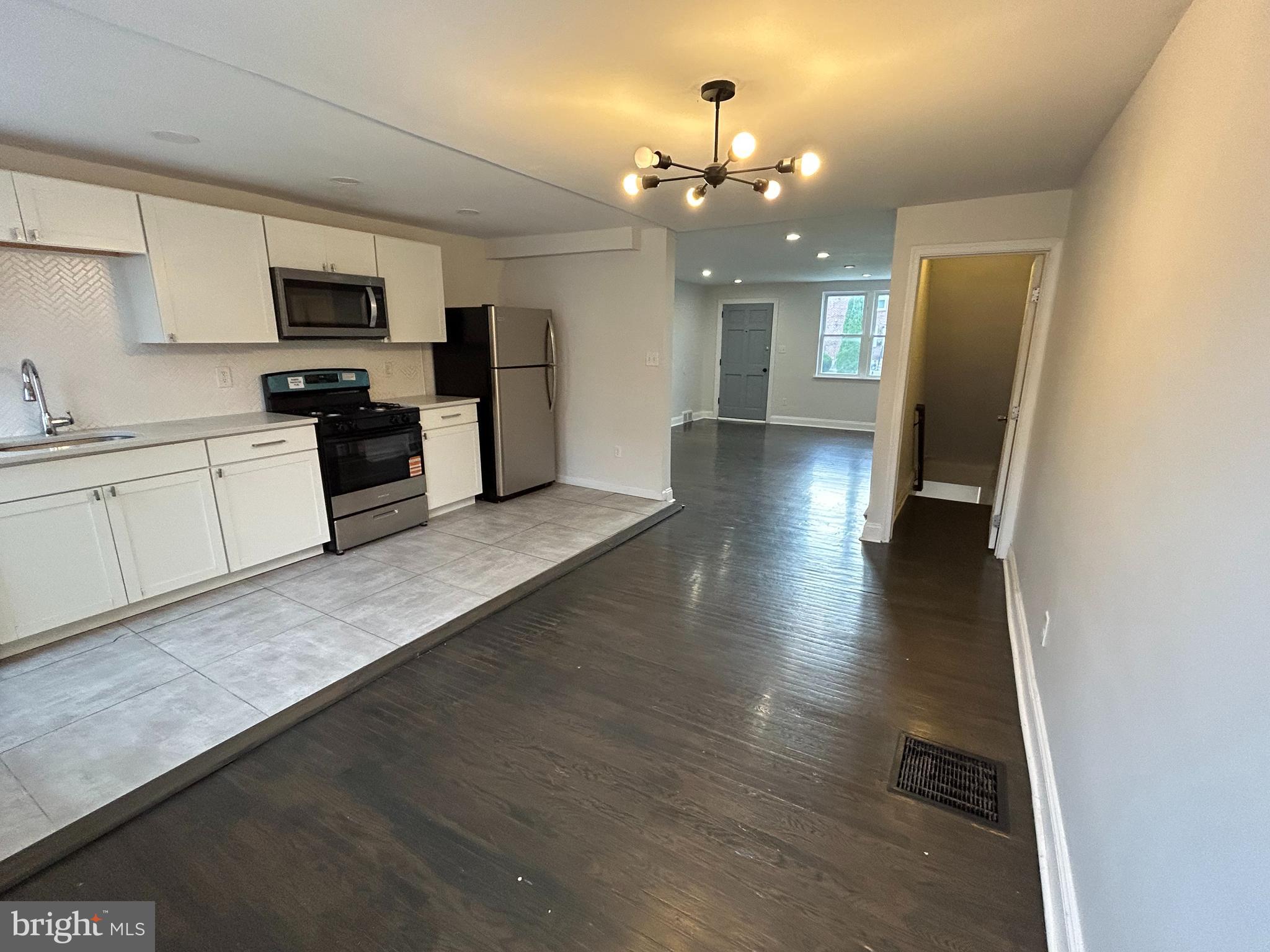 OVERBROOK PARK - Residential Lease