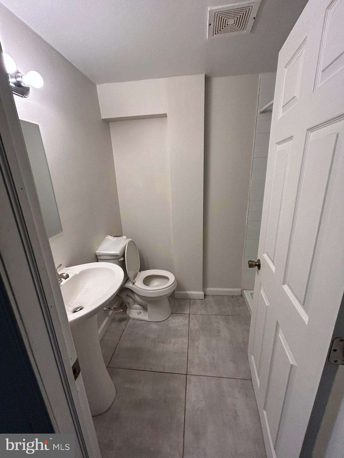 OVERBROOK PARK - Residential Lease