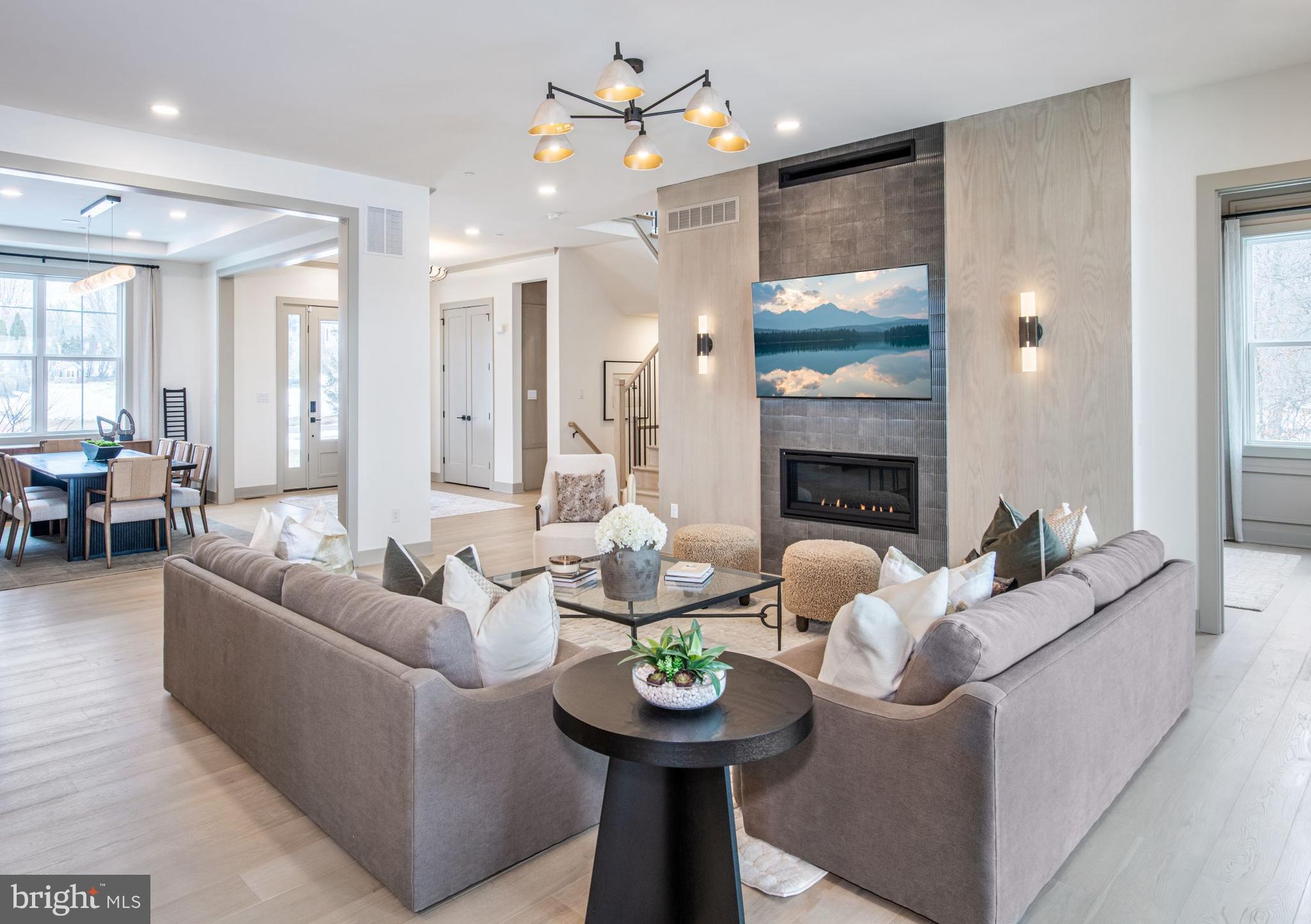 LYONDALE MEADOWS - Residential