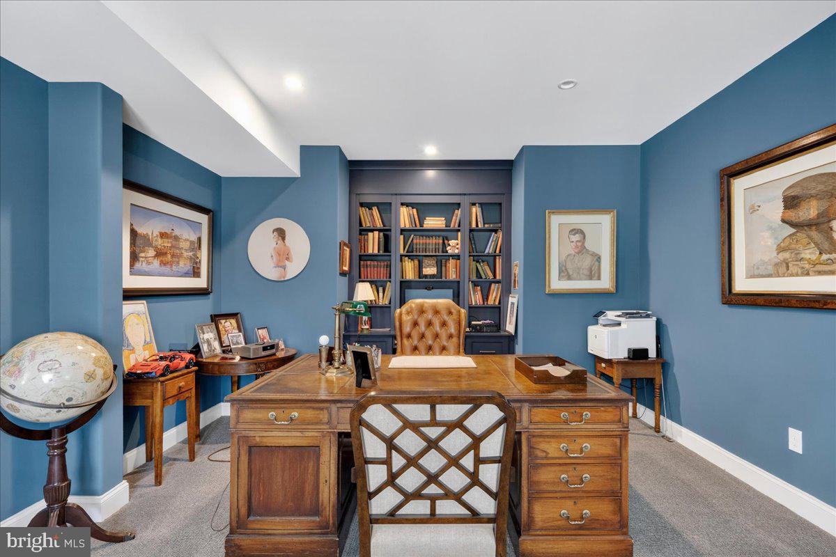 CHAPEL HILL - Residential