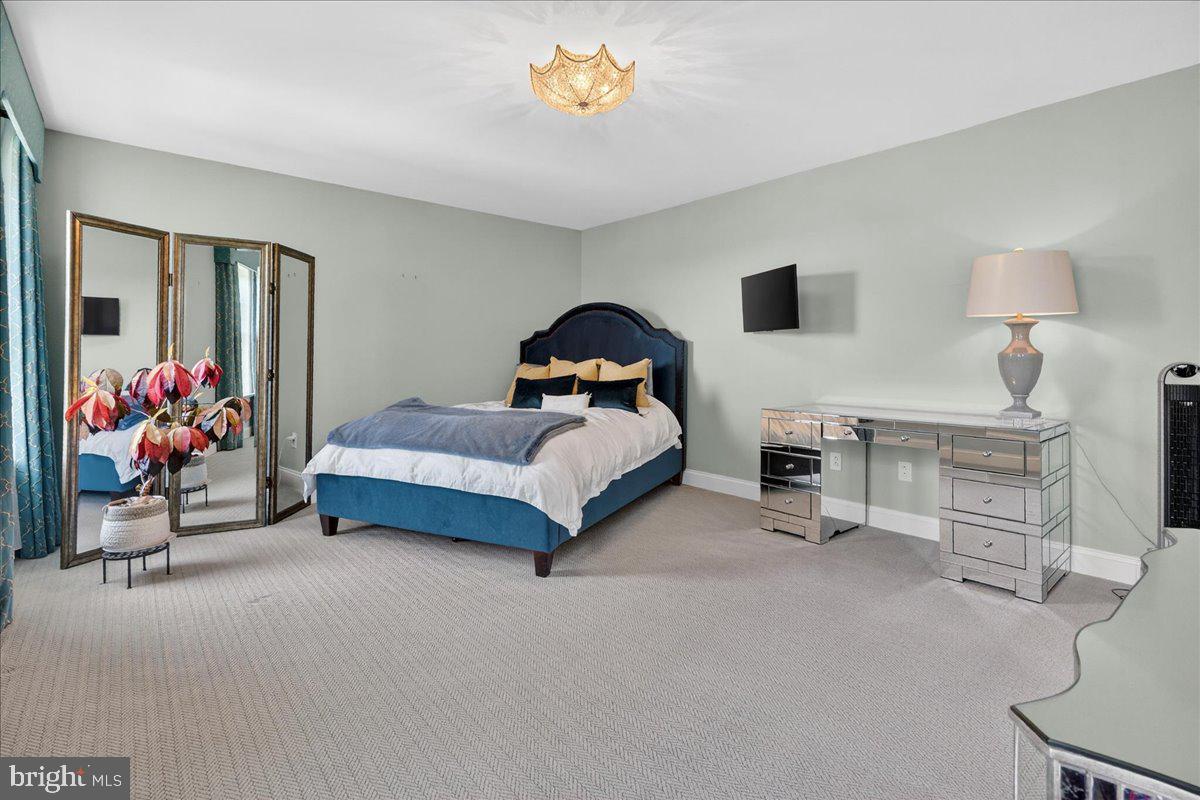 CHAPEL HILL - Residential