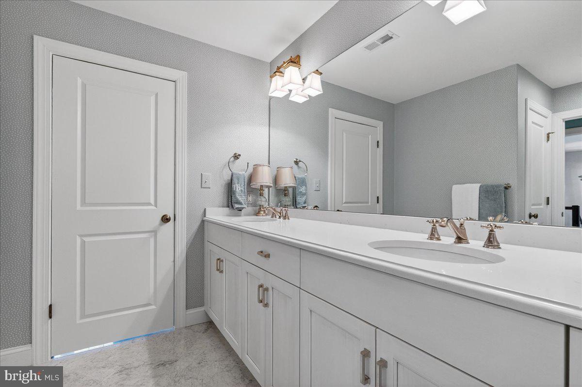 CHAPEL HILL - Residential