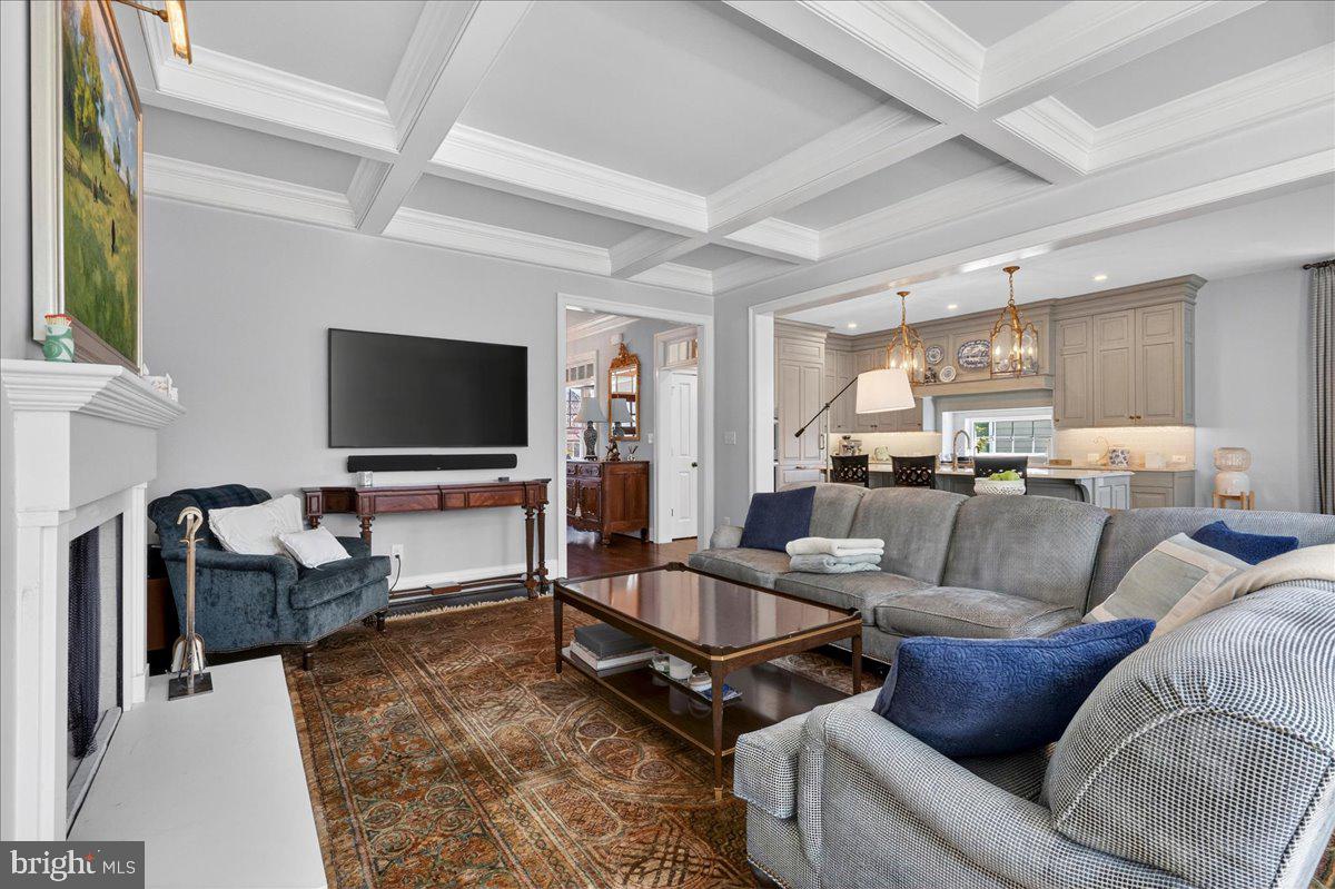 CHAPEL HILL - Residential