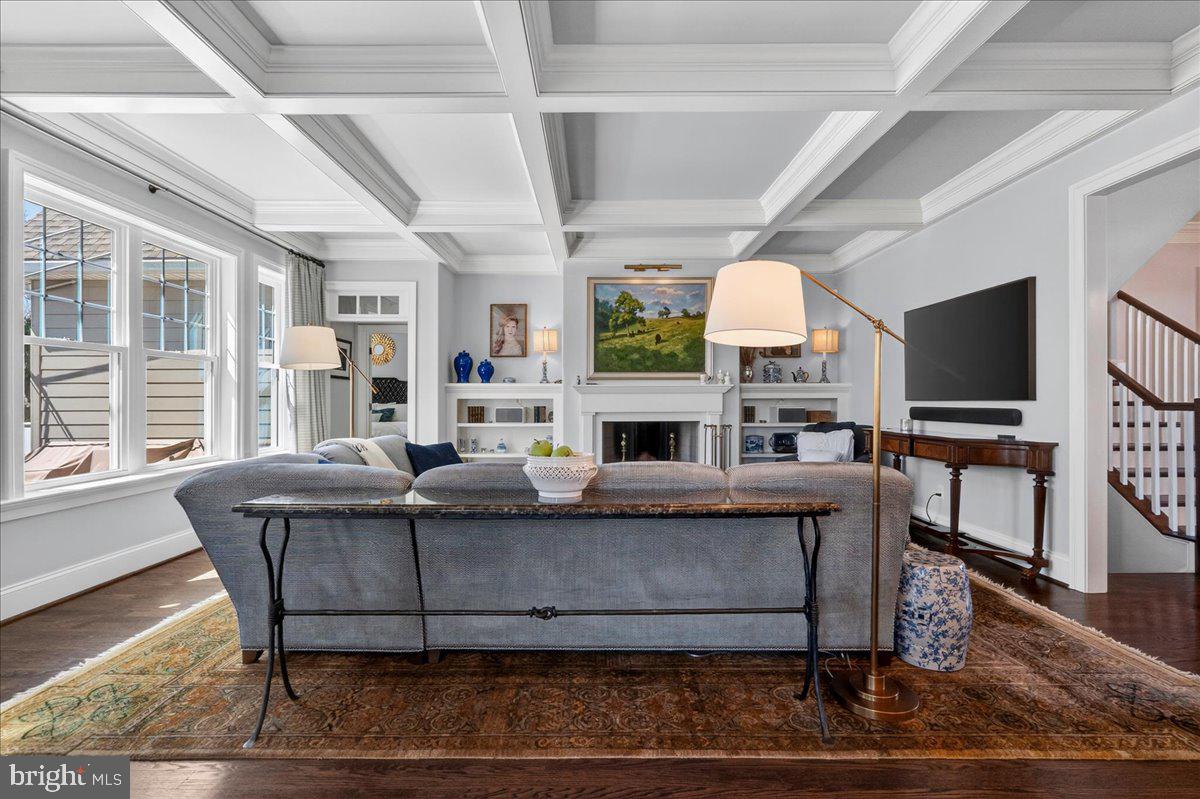 CHAPEL HILL - Residential