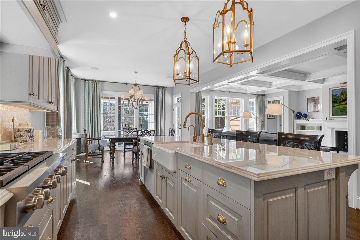 CHAPEL HILL - Residential