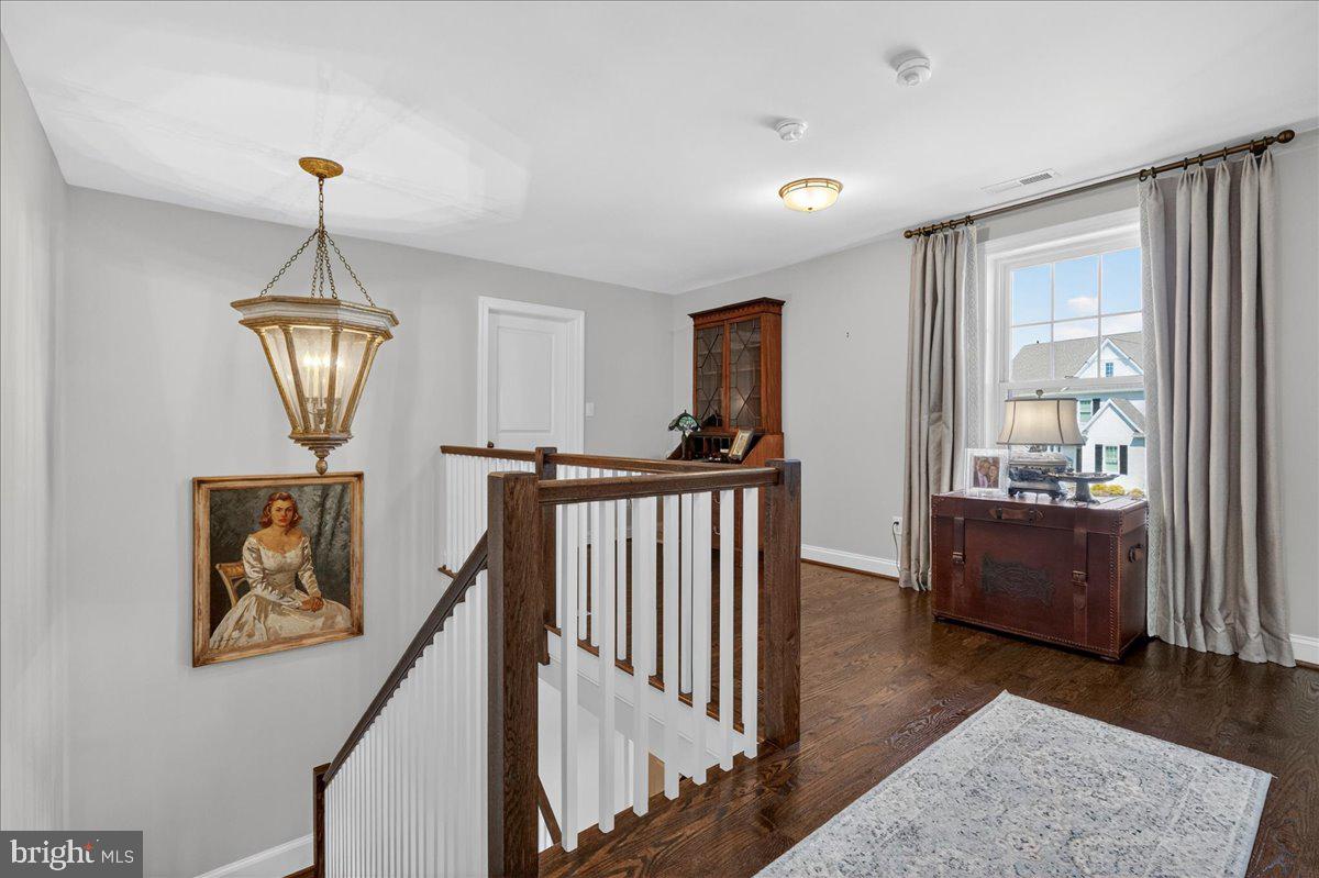 CHAPEL HILL - Residential